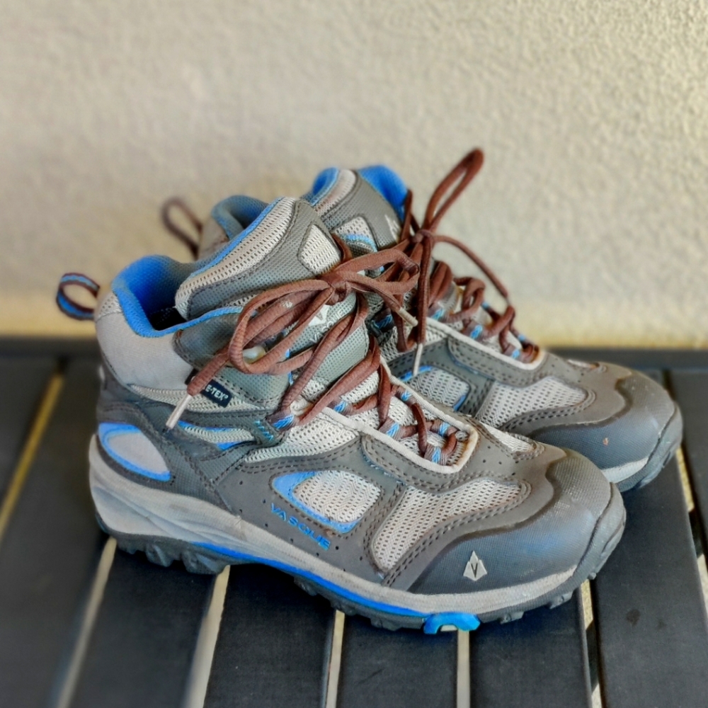 Vasque Hiking Boots Lace Up Women's Gorpcore Goretex Vibram Blue Grey 5.5